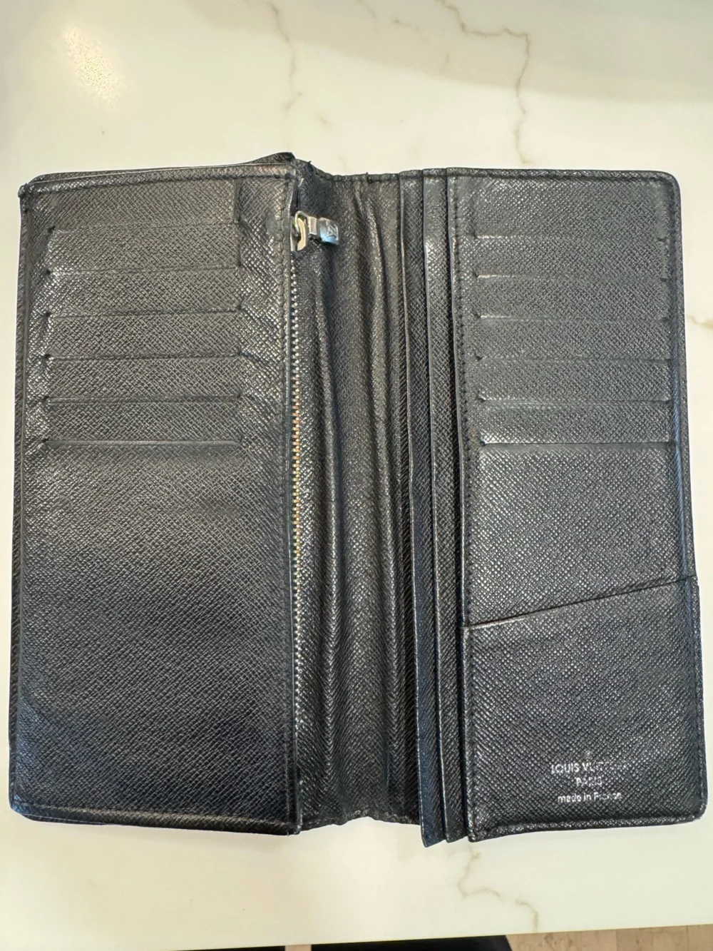 AUTHENTIC Louis Vuitton LV Taiga Leather Long Bifold Vintage Wallet Match Bag!